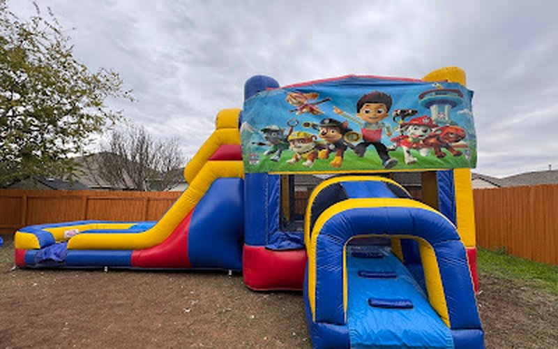 Combo bounce house Hutto TX